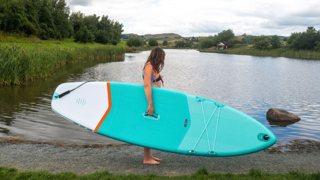 Useful Pieces Of Equipment You Need To Go Paddleboarding